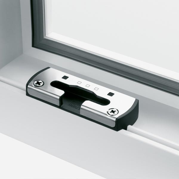 Window locking point